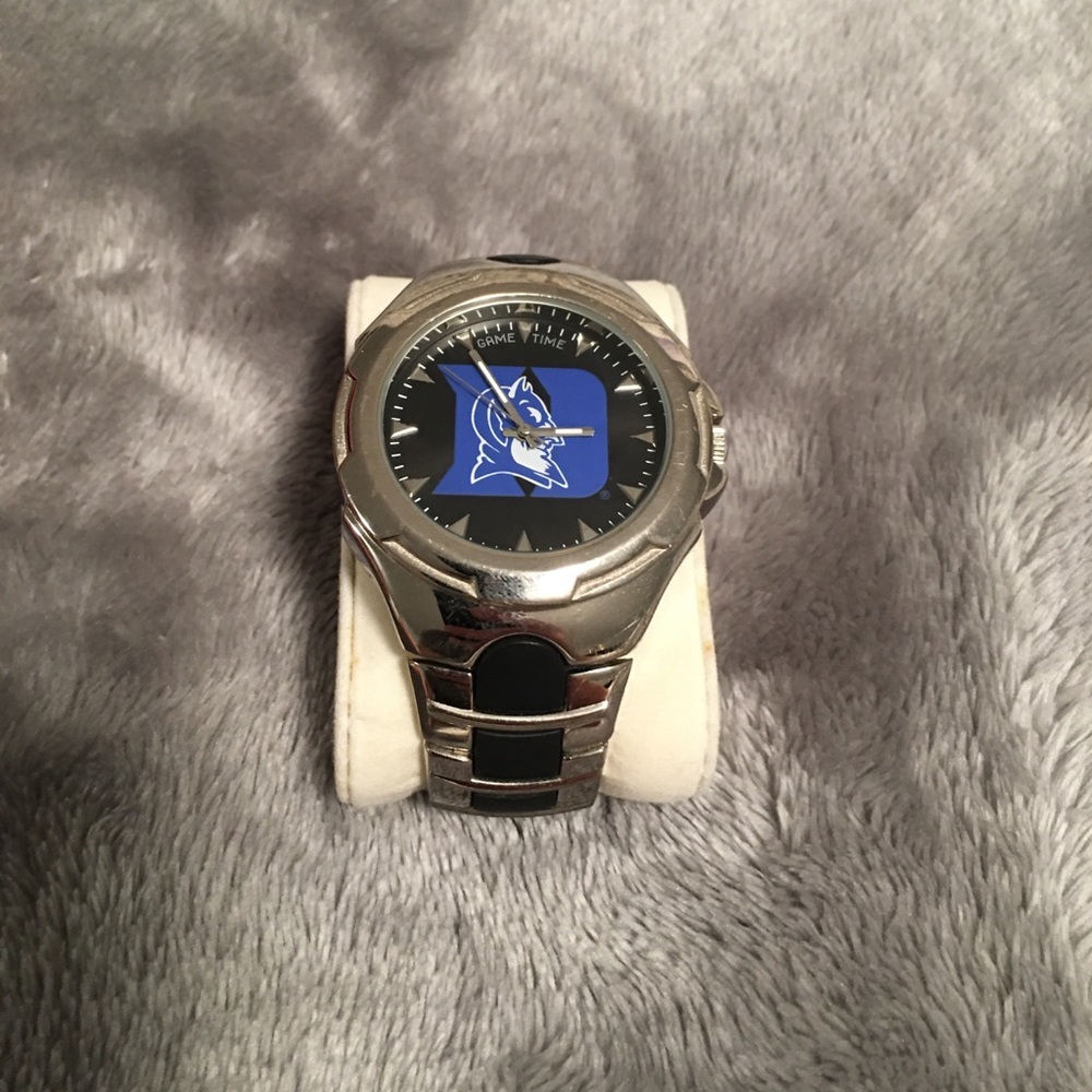 Duke Watch